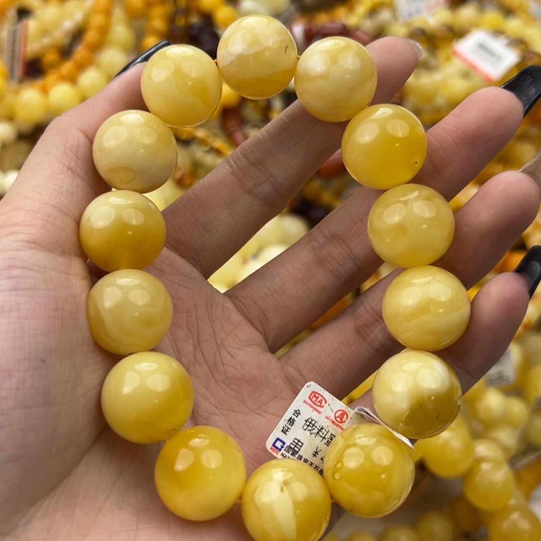 琥珀珠宝奇石未镶嵌