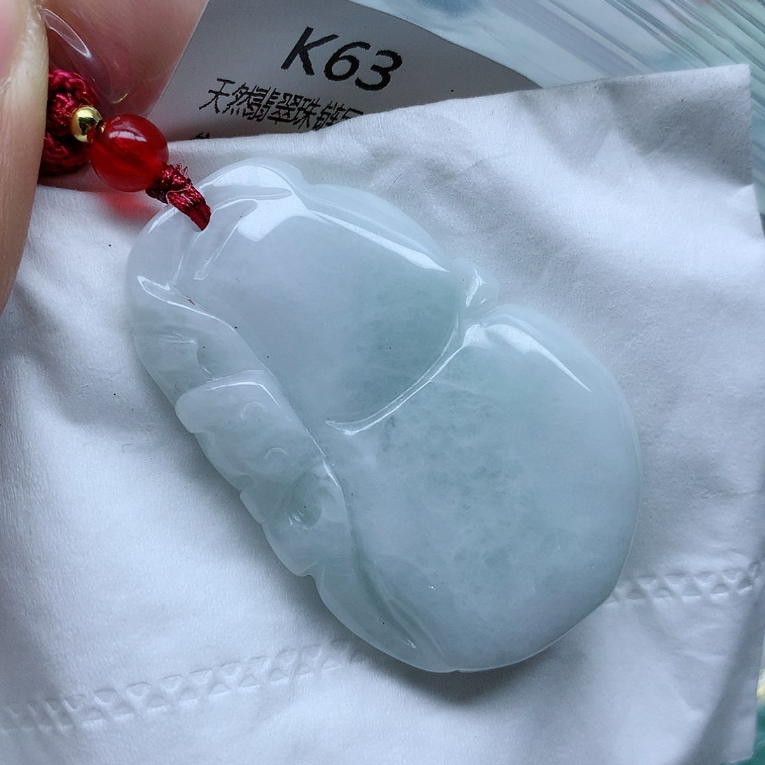 翡翠颈饰未镶嵌牌子