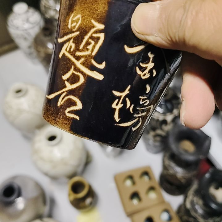 瓷片五厂，七厂各种摆件，瓷片，均有瑕疵！