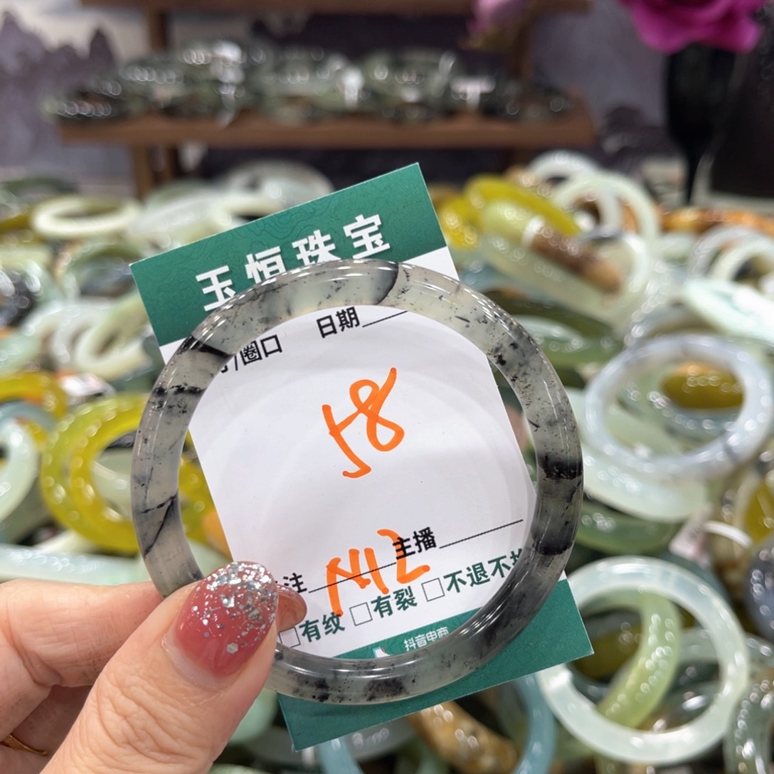 未镶嵌蛇纹石玉手镯手镯