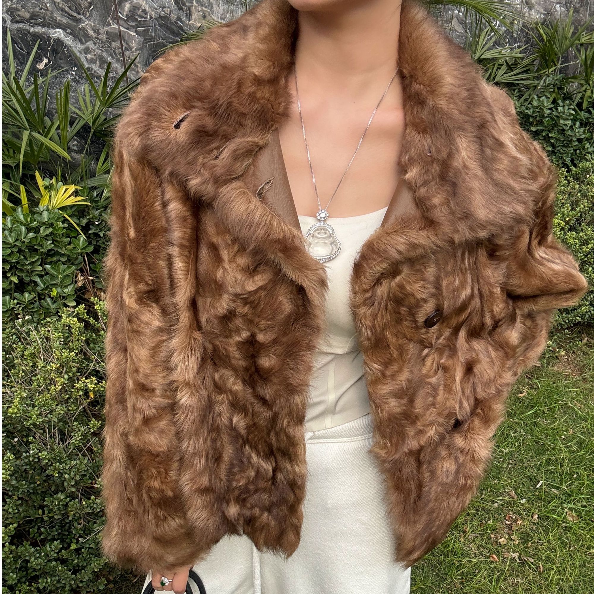 山.尔【斯拉夫棕】两面穿 稀缺象羔小湖羊皮毛一体冬款外套