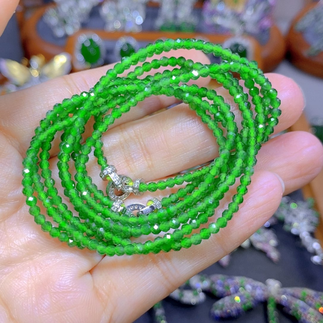 翡翠颈饰银S925镶嵌多样性发其一