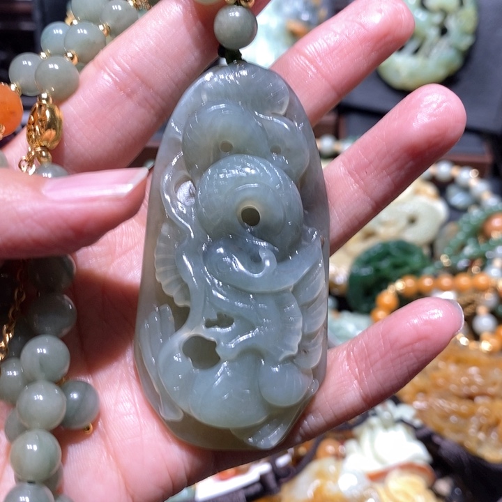 岫玉毛衣链未镶嵌