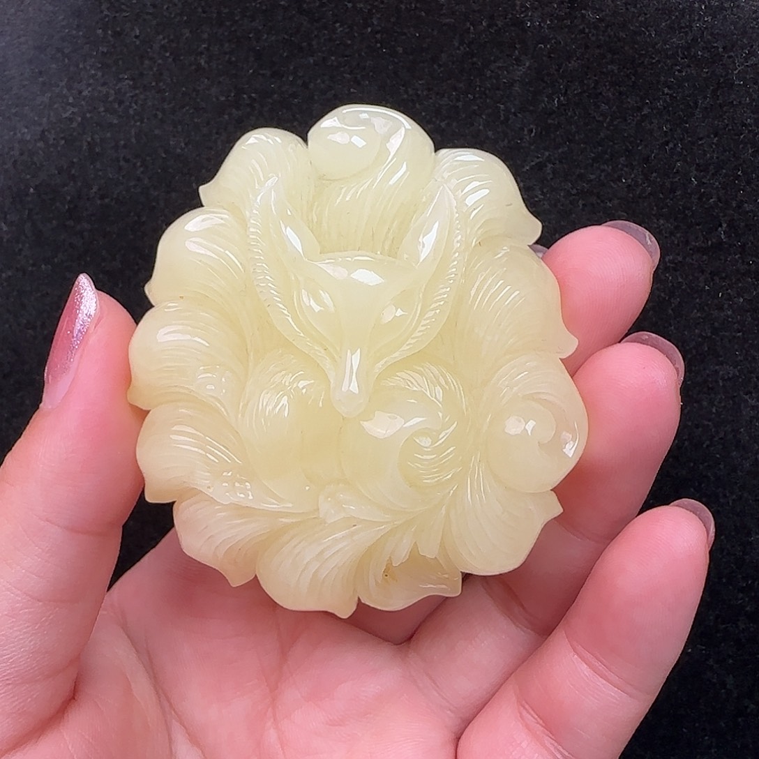 蜜蜡未镶嵌珠宝奇石