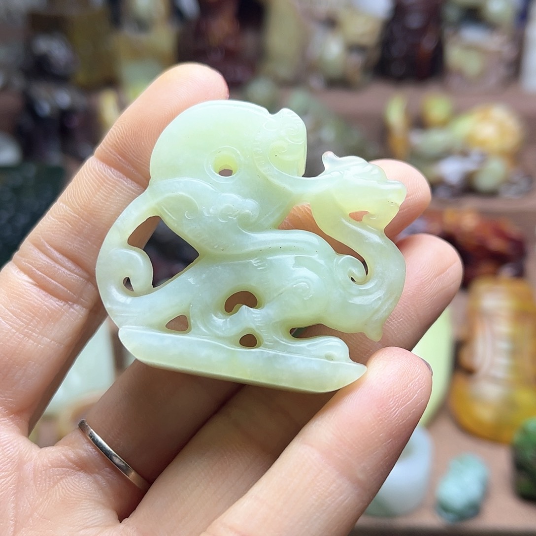 白玉菩提吊坠104。。