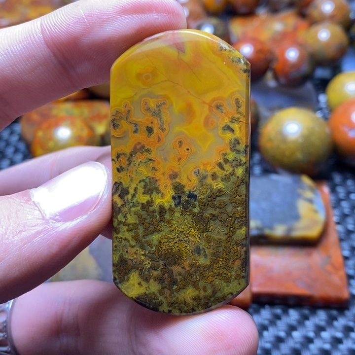 玛瑙/玉髓颈饰未镶嵌