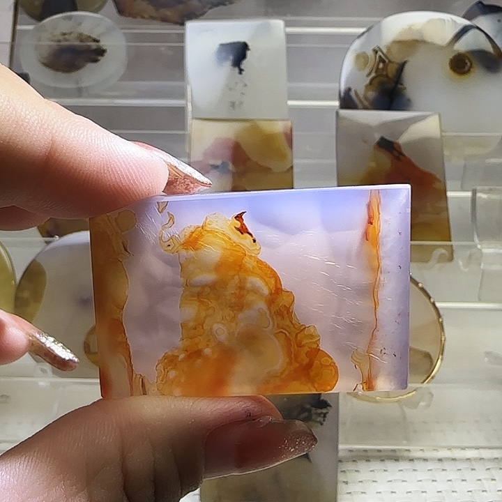 玛瑙/玉髓未镶嵌珠宝奇石