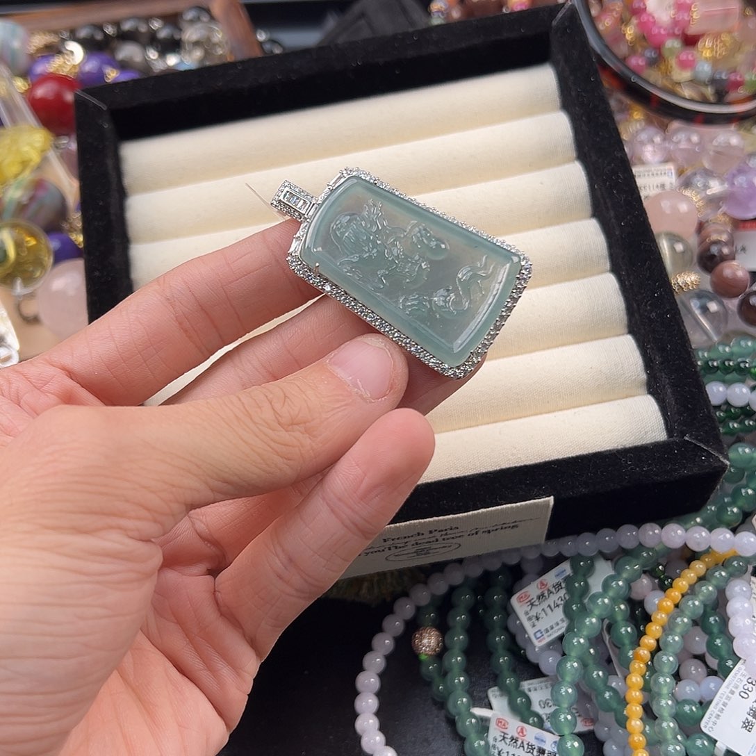 未镶嵌手链水晶单品