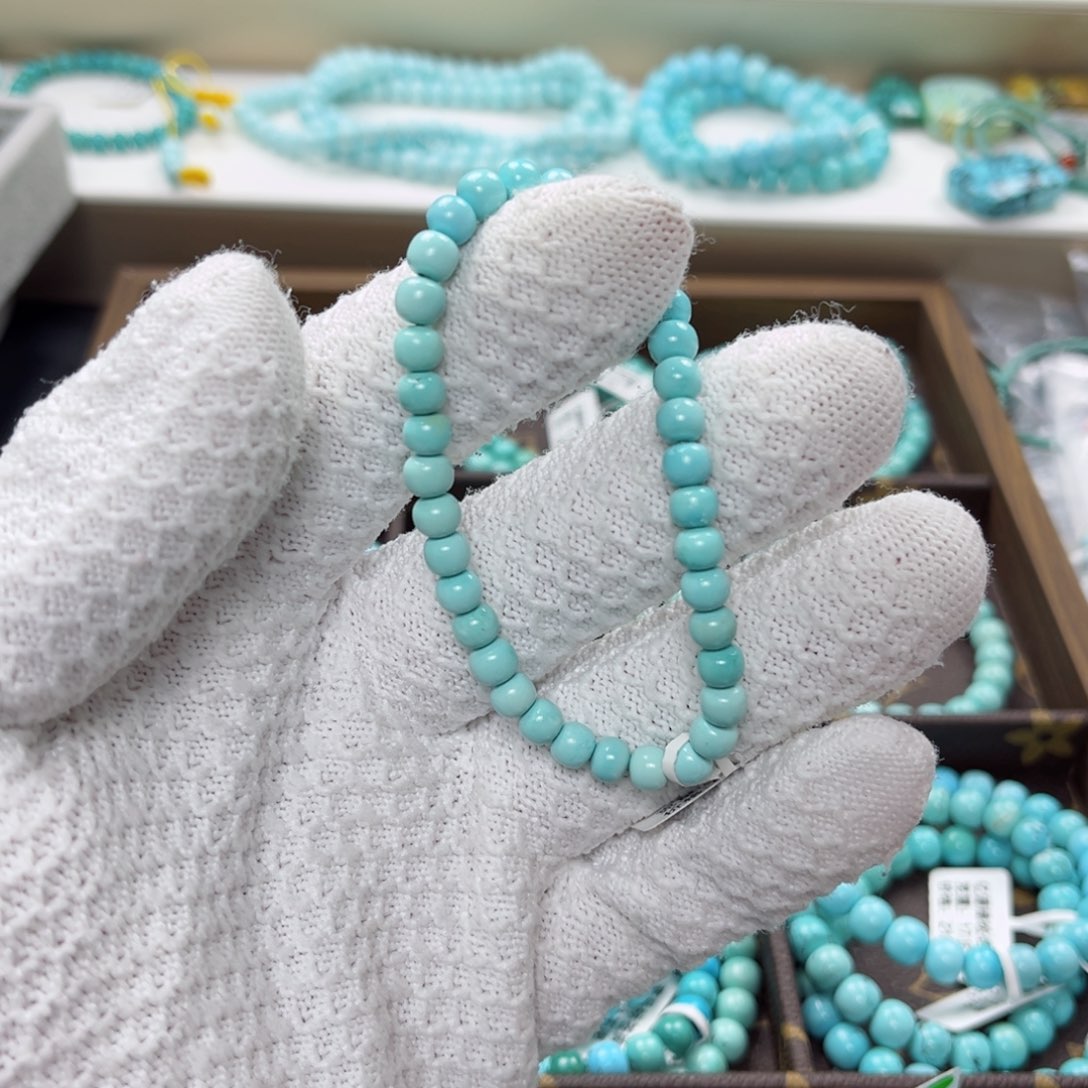 绿松石绿松石未镶嵌