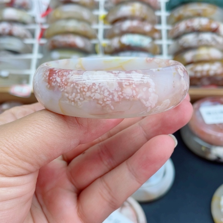 玛瑙/玉髓未镶嵌手镯55.1