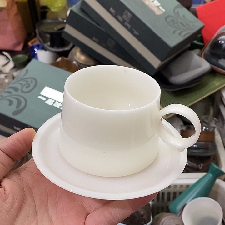 陶瓷艺术品及陶瓷制品