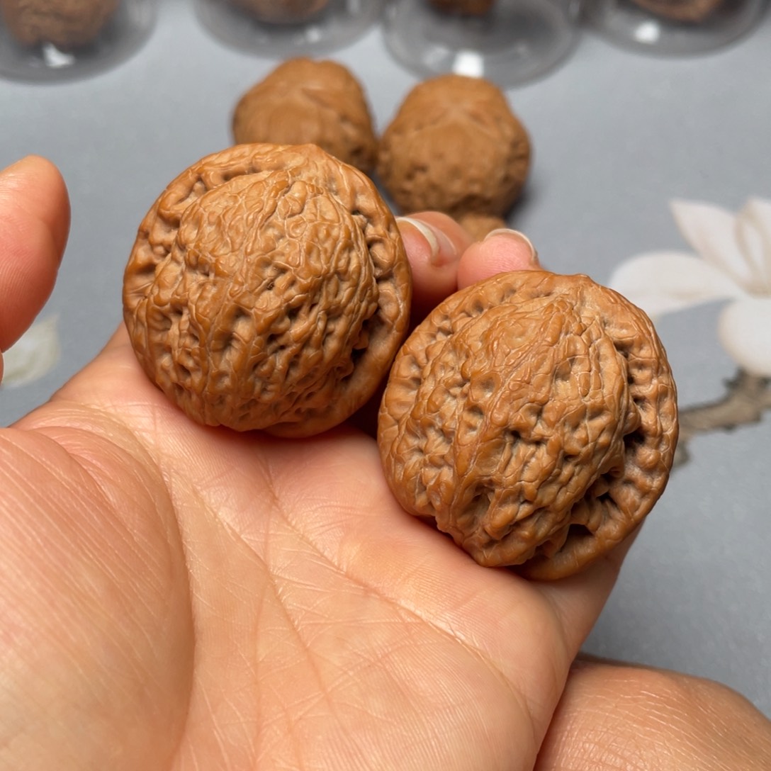 【闪购商品】文玩核桃吊坠胖公子………