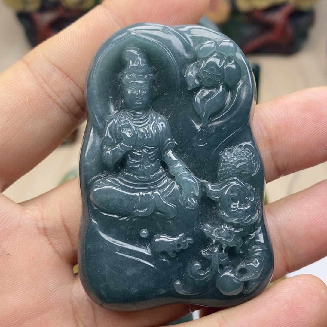 翡翠未镶嵌颈饰222222222222