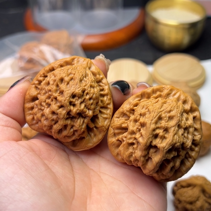 文玩核桃把件?**宇金公子45