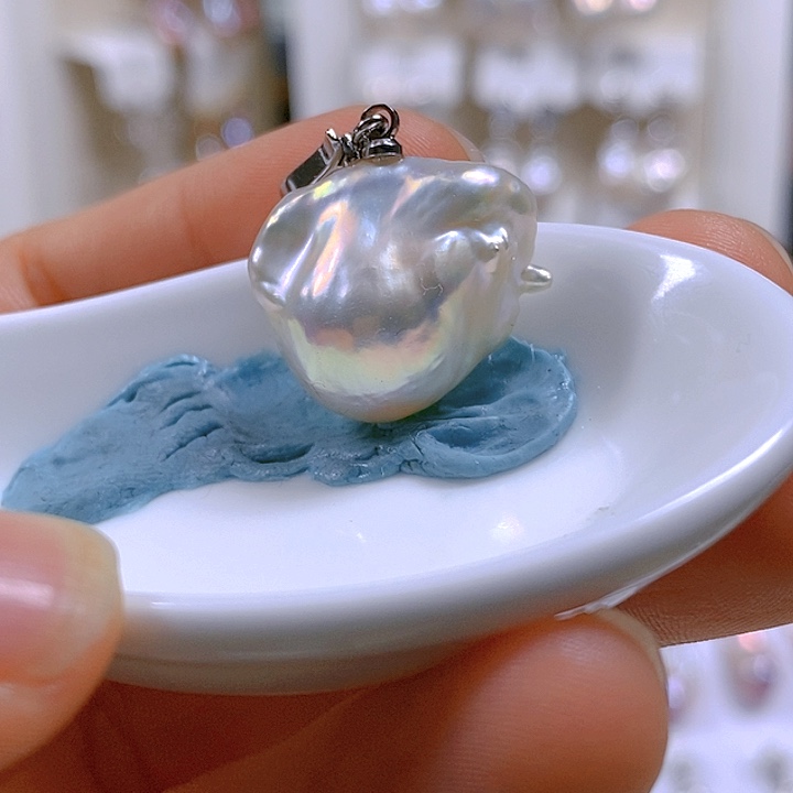 淡水珍珠颈饰合金