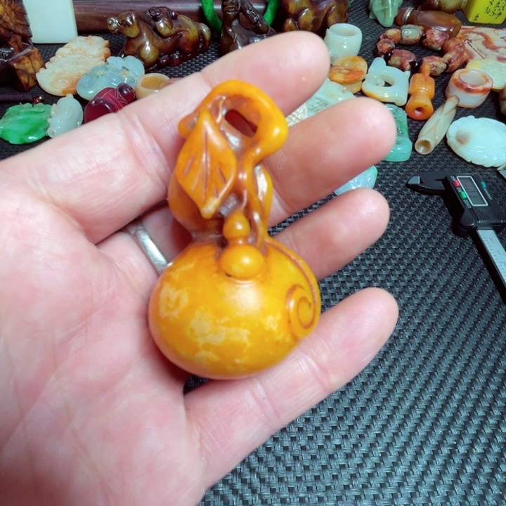 滴血莲花菩提把件