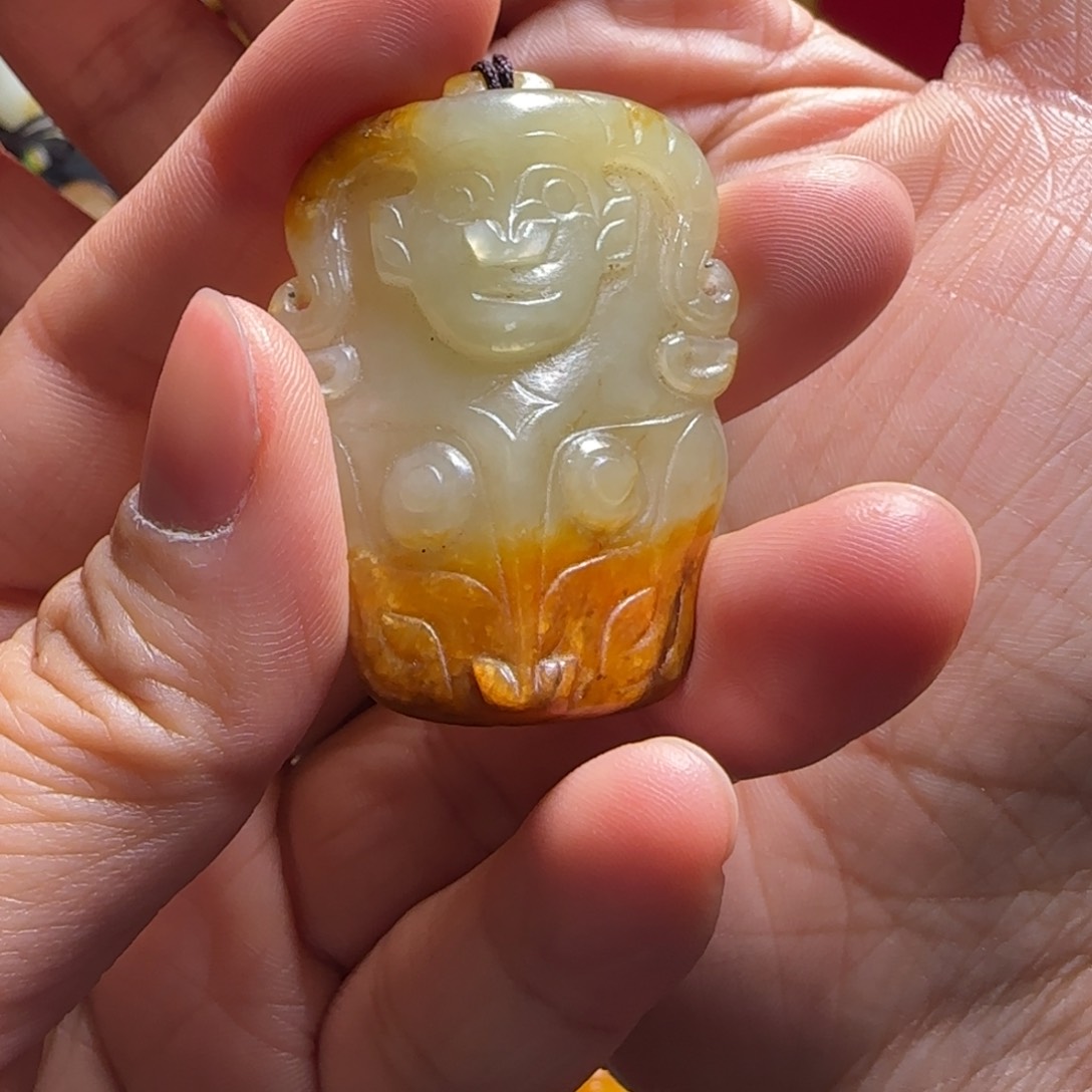 和田玉颈饰未镶嵌