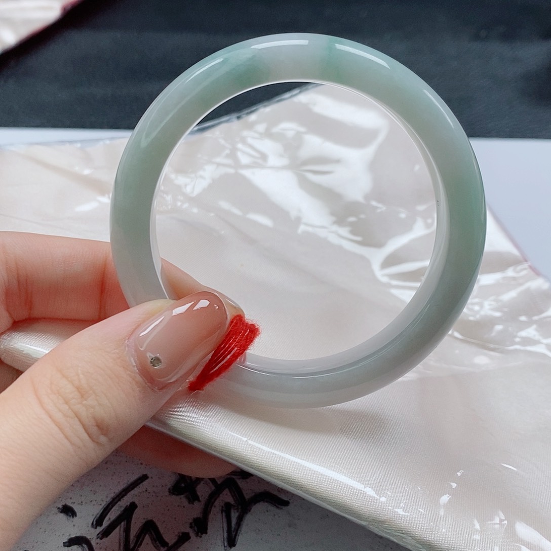 【闪购商品】未镶嵌手镯翡翠湘***?427号