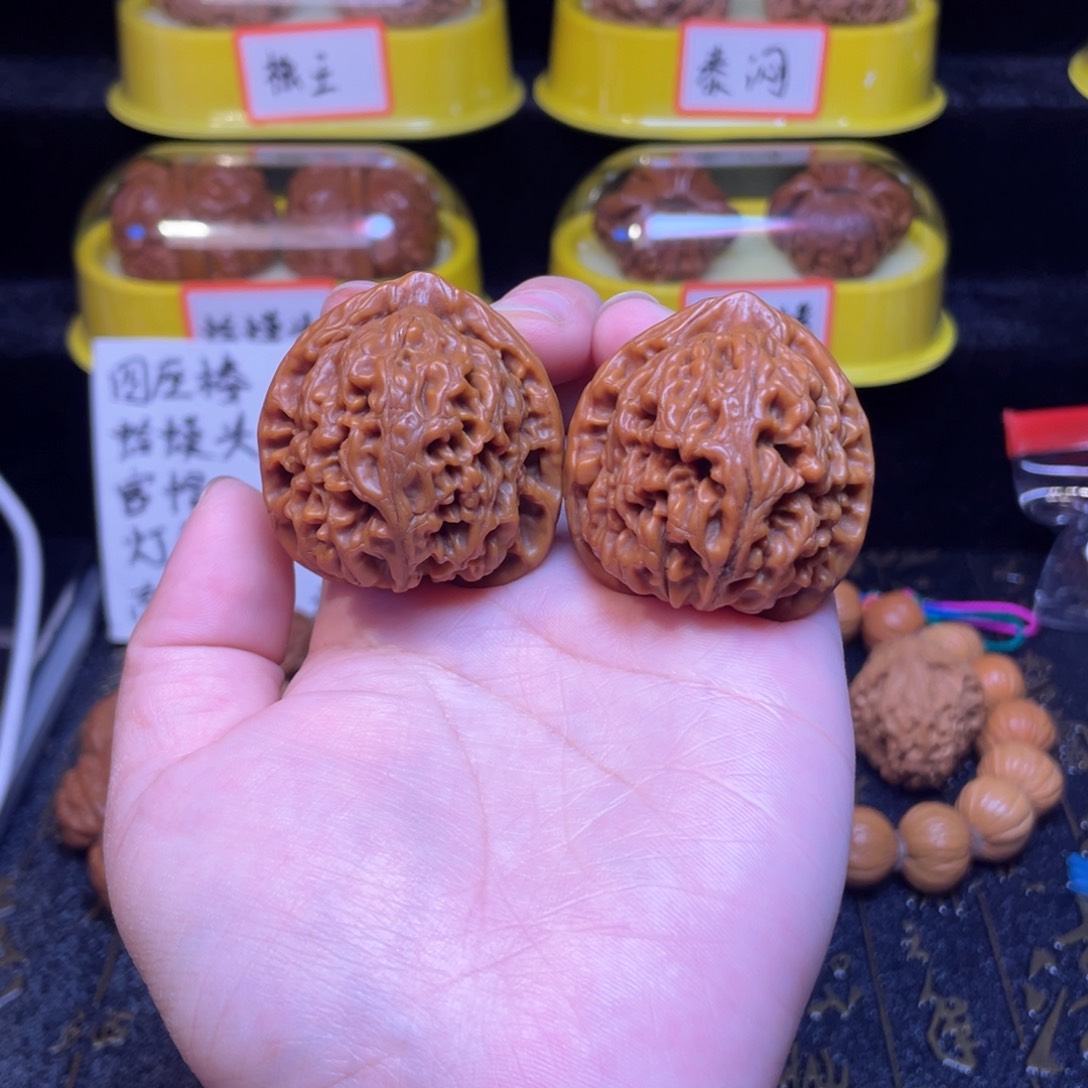 文玩核桃把件水龙纹39尺