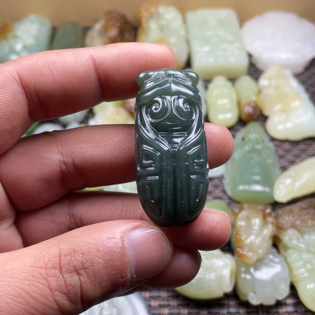 和田玉挂件未镶嵌