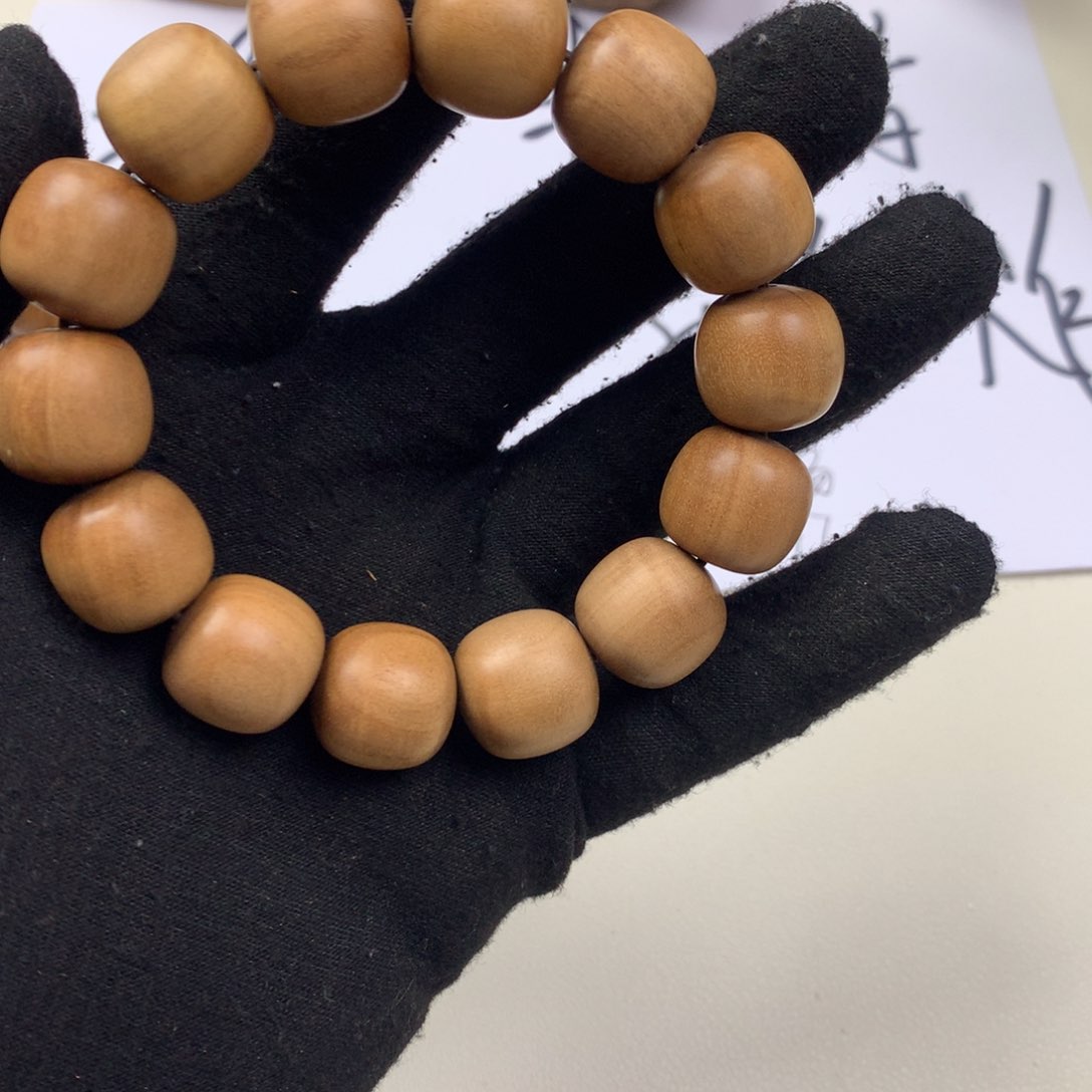 檀香木其他爸***福老山檀香15/16老型树头料全品