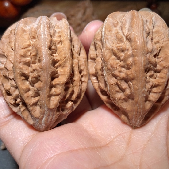 把件文玩核桃东北楸子小雪35