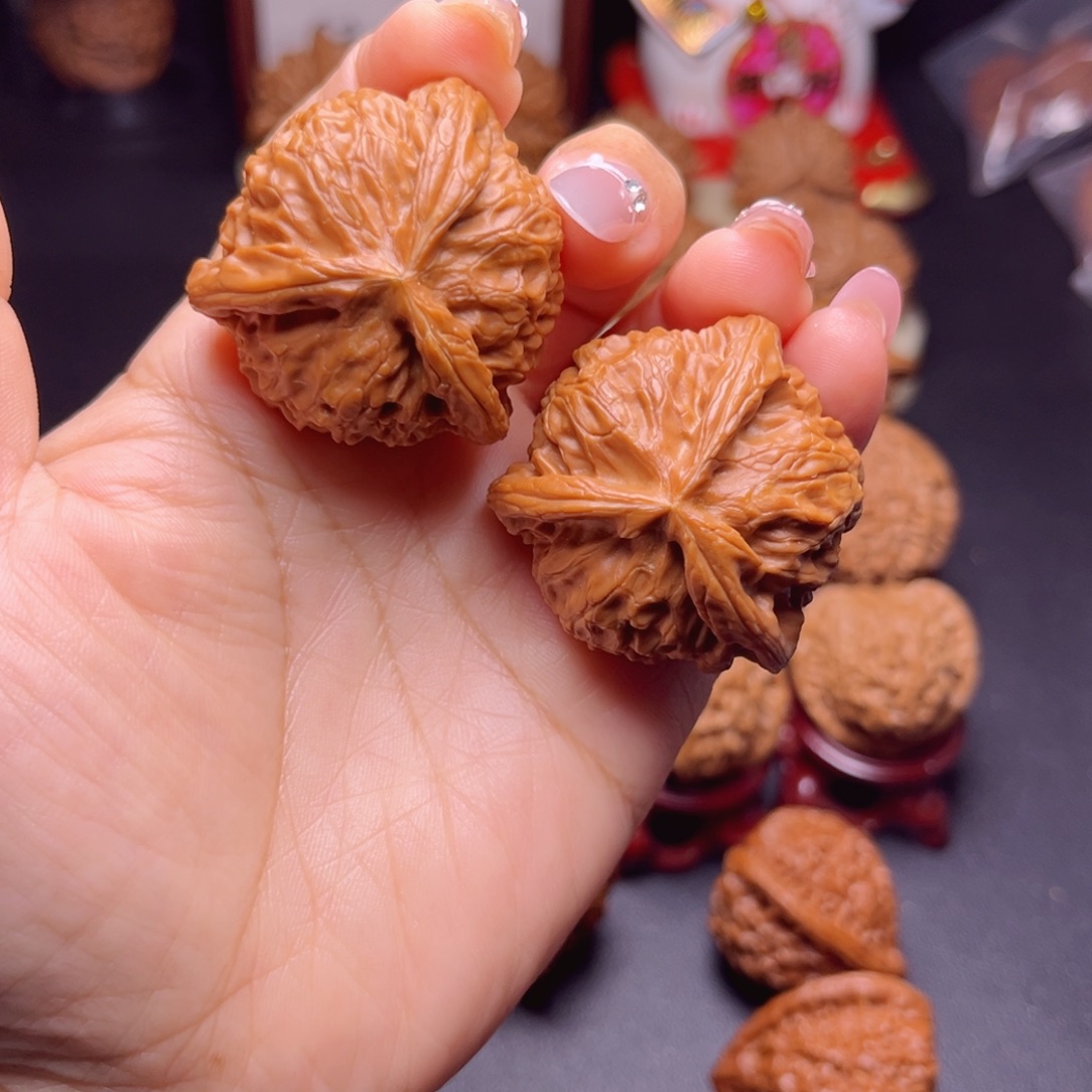 青***戈吊坠文玩核桃宫灯拼接三棱