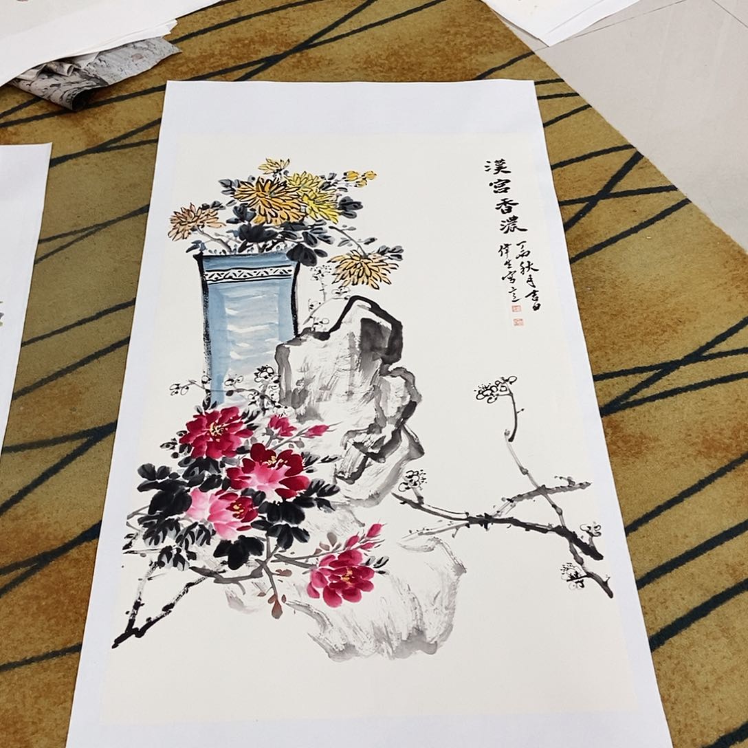 国画南*68/148何伟生手绘托心