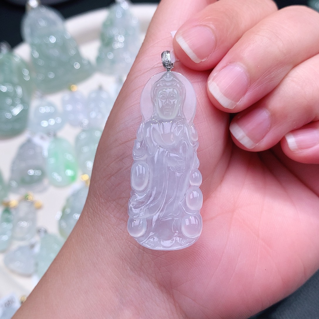 翡翠18K金镶嵌颈饰冰站观音46-19-4如