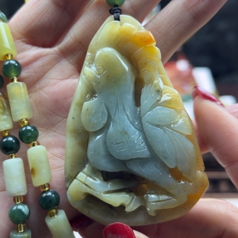 岫玉挂件未镶嵌挂件