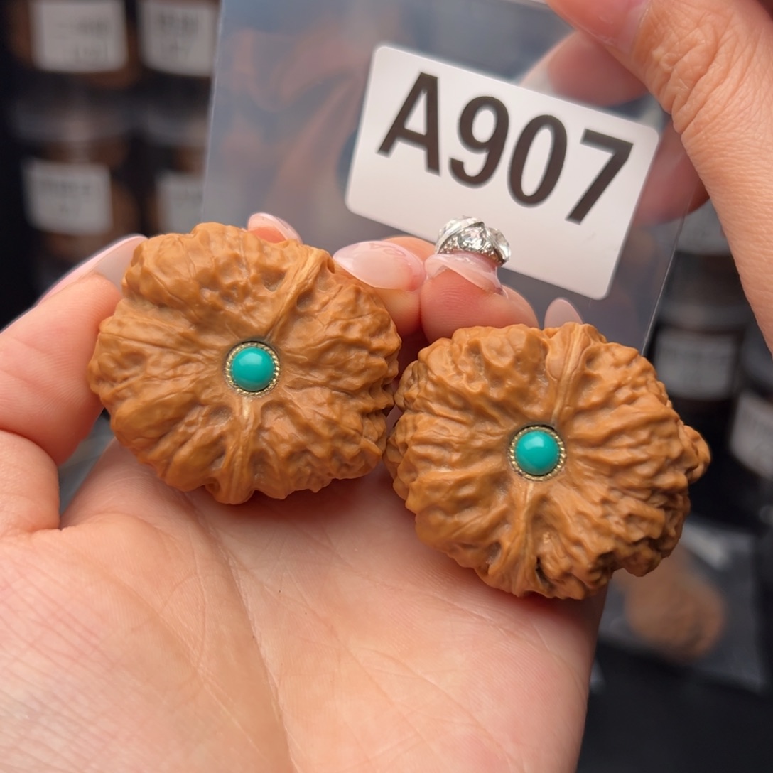 文玩核桃吊坠蛤蟆头45/40