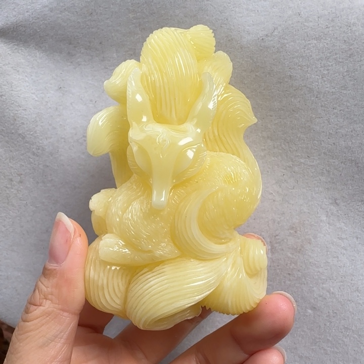 蜜蜡珠宝奇石未镶嵌