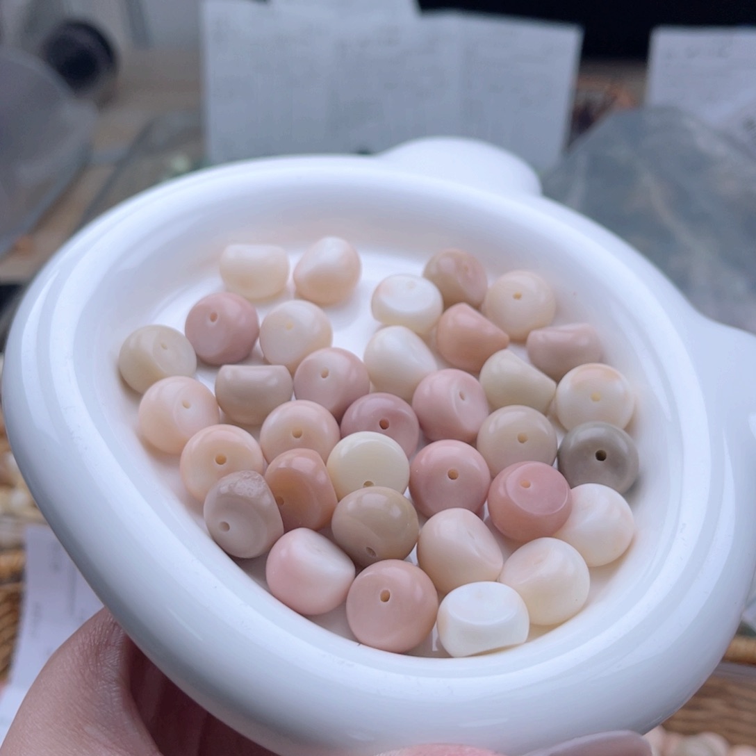 白玉菩提吊坠c14.5mm25颗。干磨石头料蒜瓣