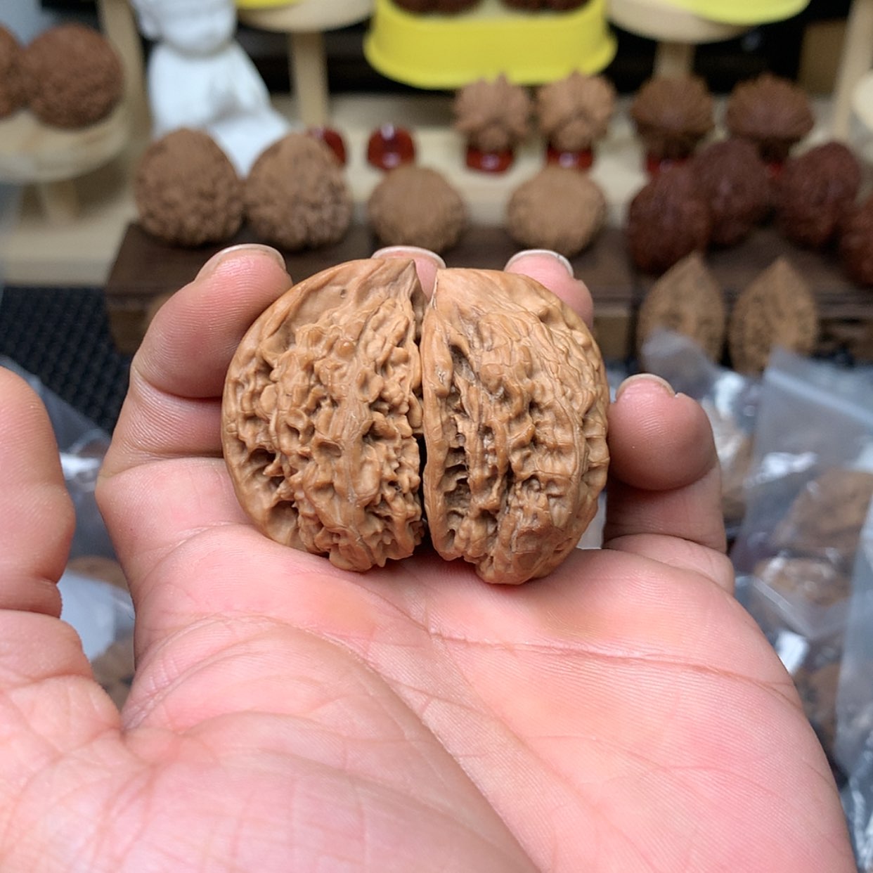 【闪购商品】文玩核桃把件全品野生半壁异形芭蕉扇