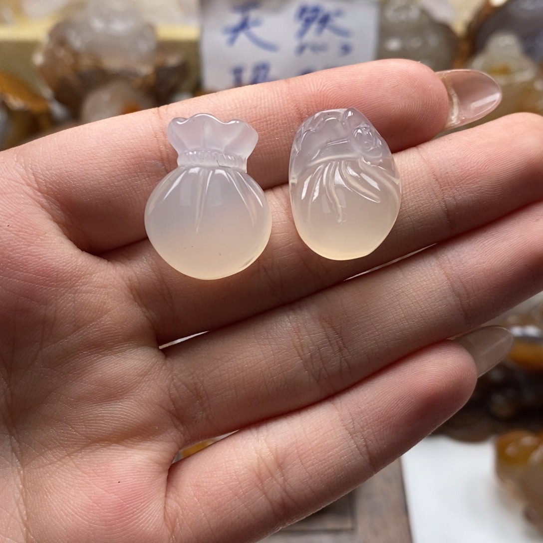 玛瑙/玉髓未镶嵌颈饰