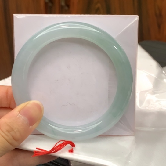 翡翠手镯未镶嵌?*?翡翠手镯未镶嵌59圈口