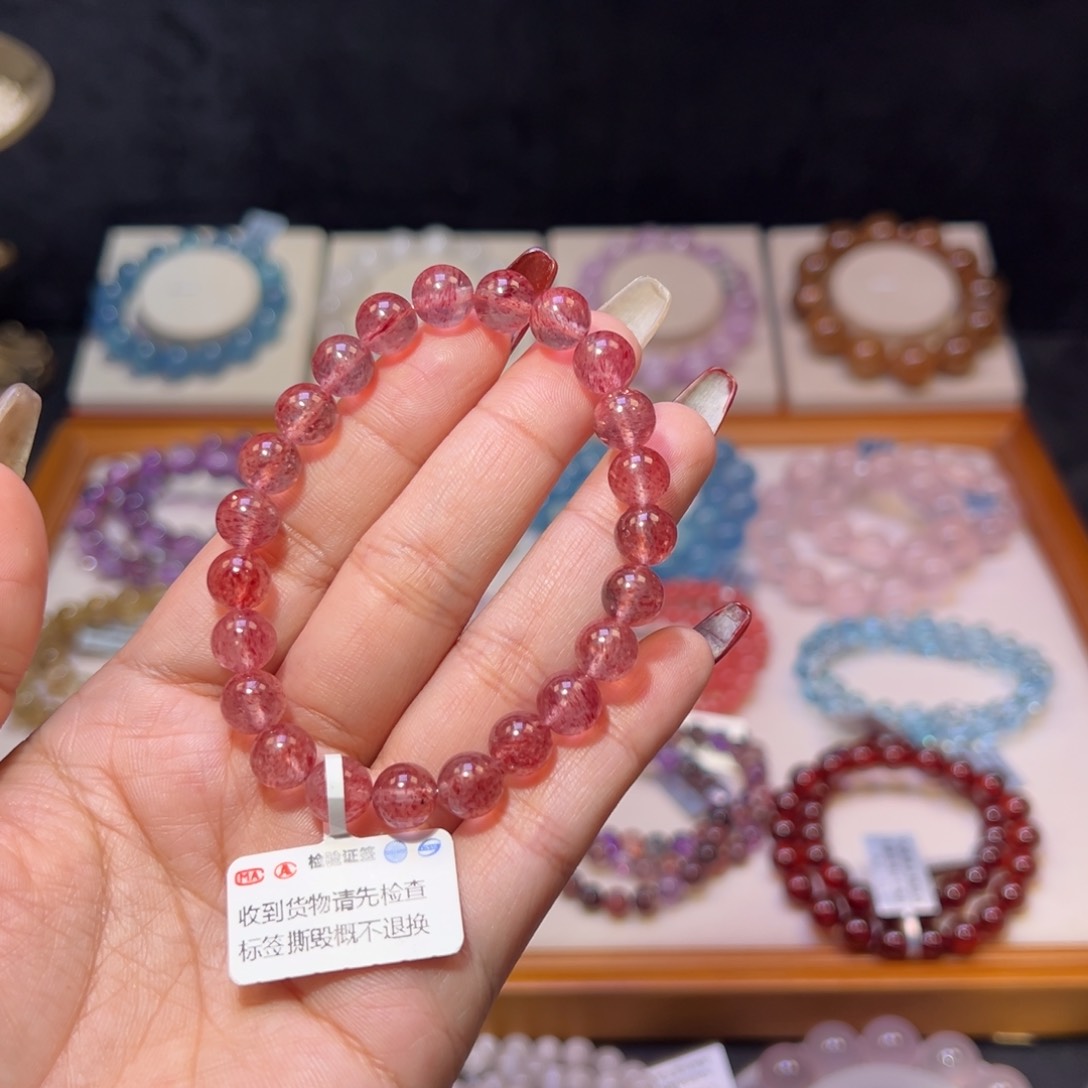 水晶手串未镶嵌草莓晶8.2m m