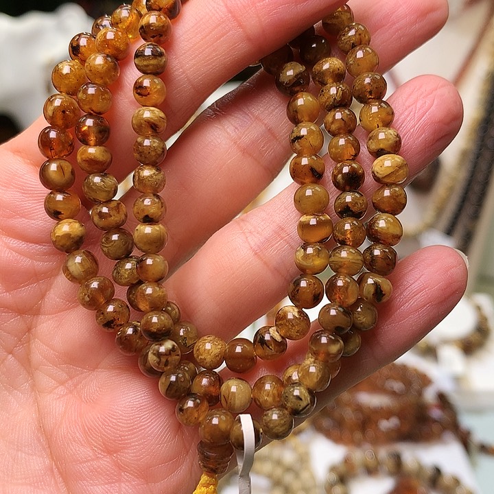 琥珀裸石未镶嵌抚顺琥珀