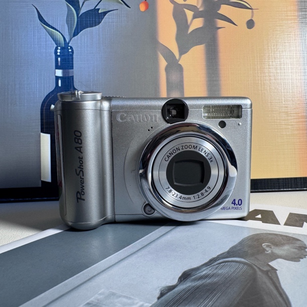 9新 Canon/佳能 A80日版 400万像素3倍变焦 无电池和充电器