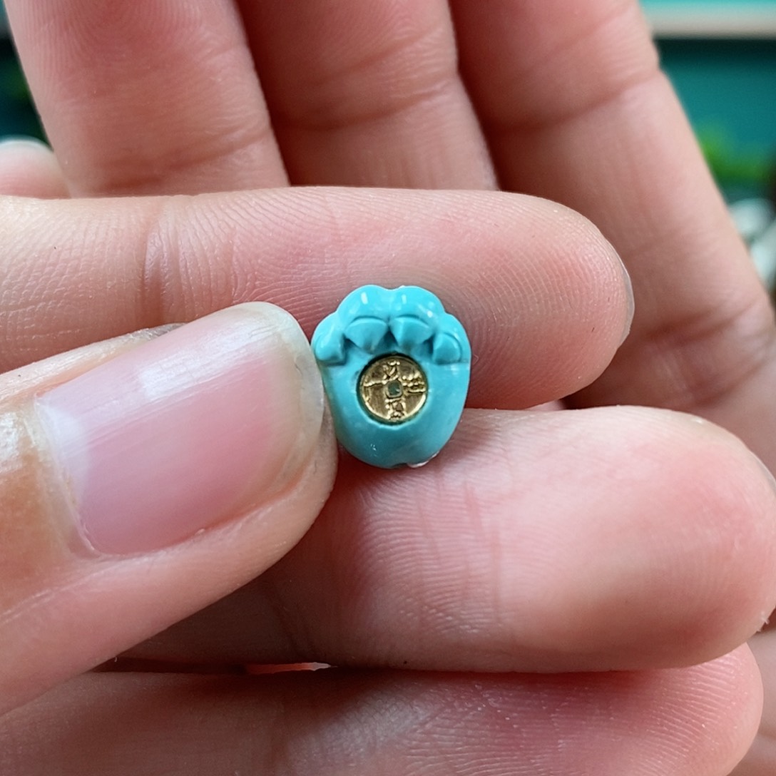 绿松石珠宝奇石18K金镶嵌