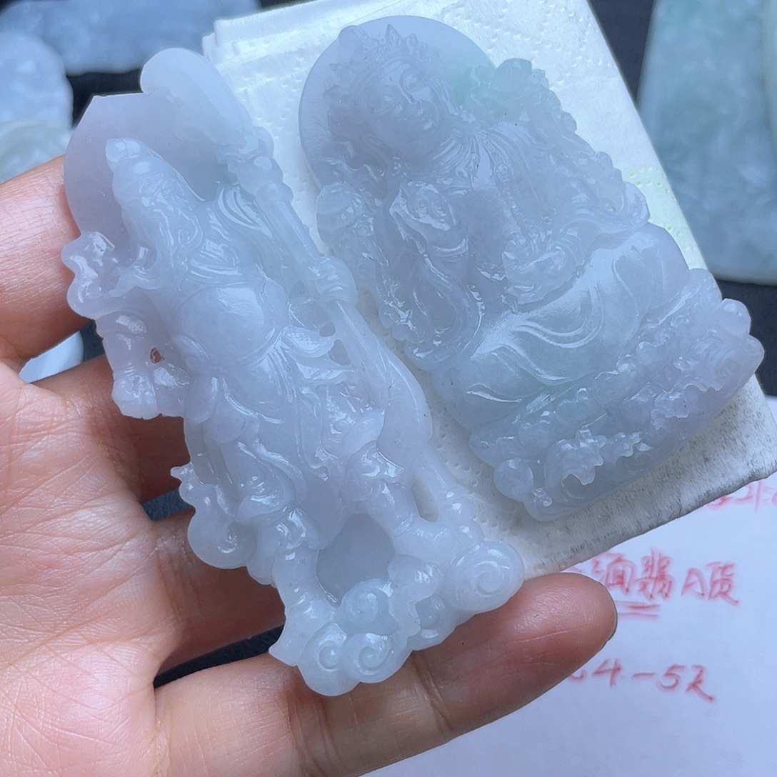 蒋***l定制翡翠未镶嵌翡翠