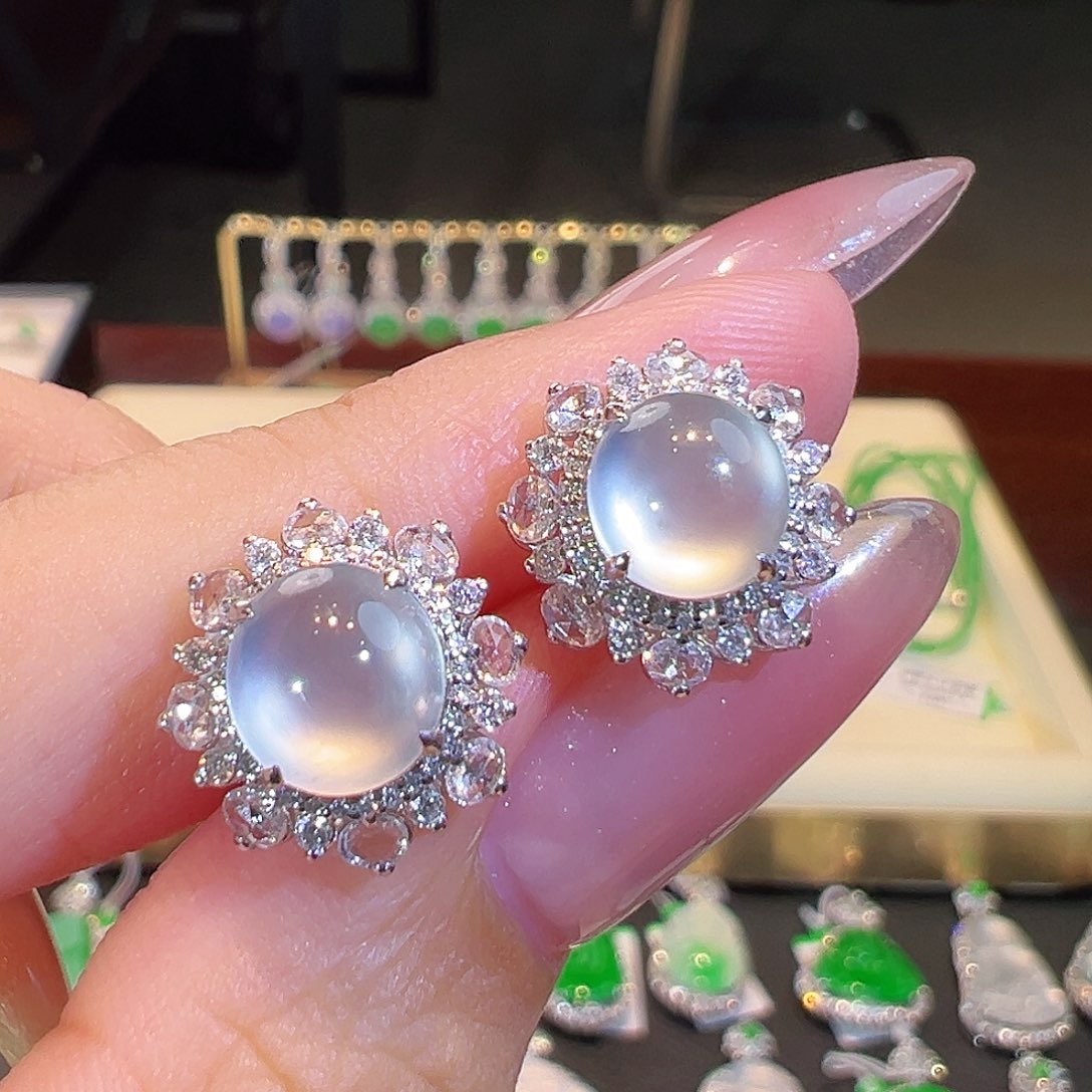 翡翠耳钉18K金镶嵌翡翠