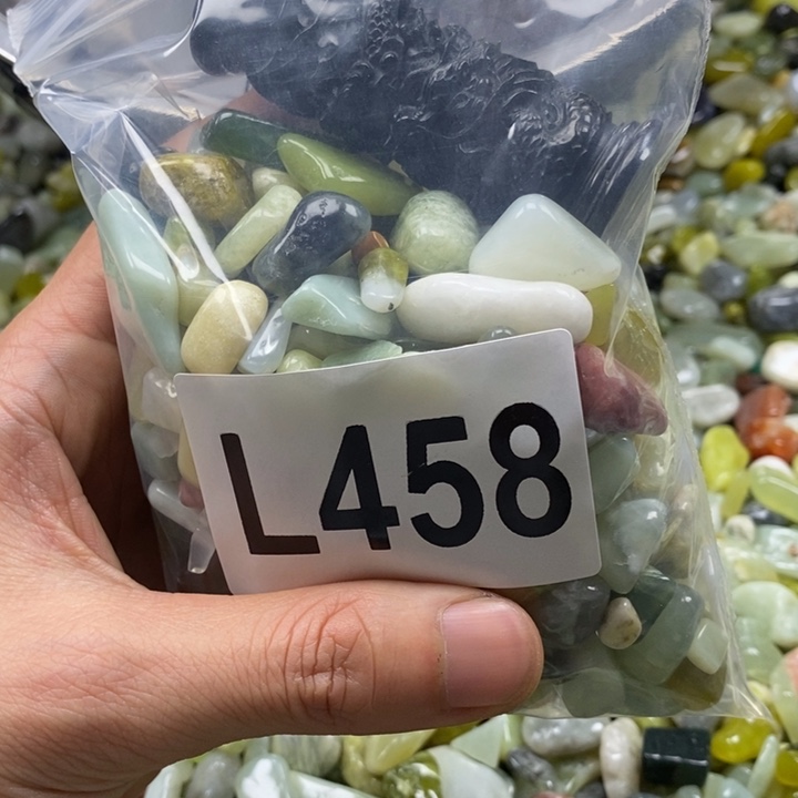 蛇纹石玉鱼缸石未镶嵌