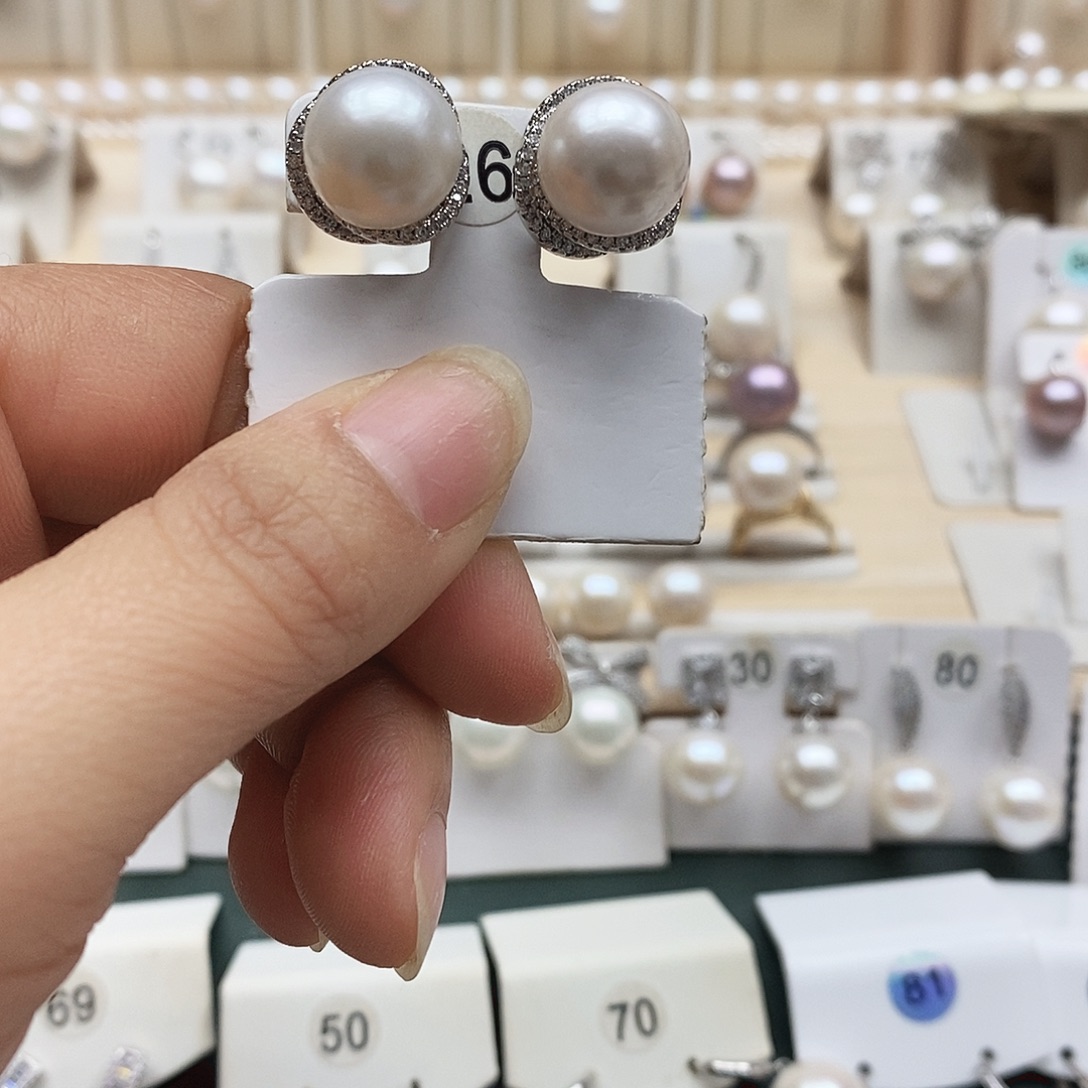 颈饰银S925镶嵌淡水珍珠