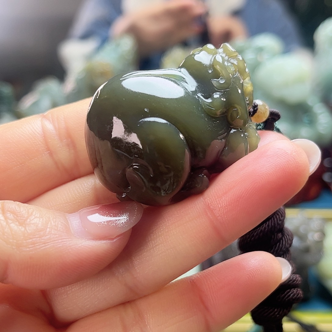 和田玉挂件未镶嵌