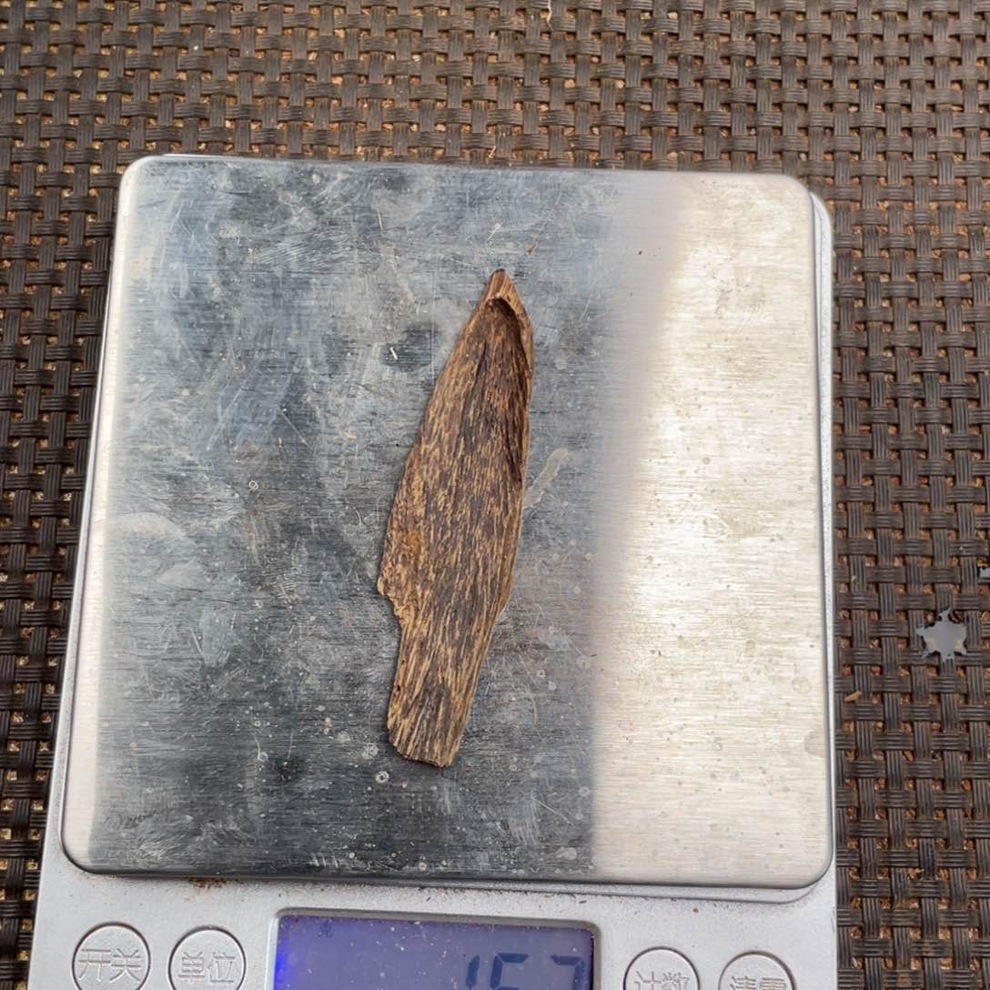 沉香沉香碎屑李胖胖达拉干