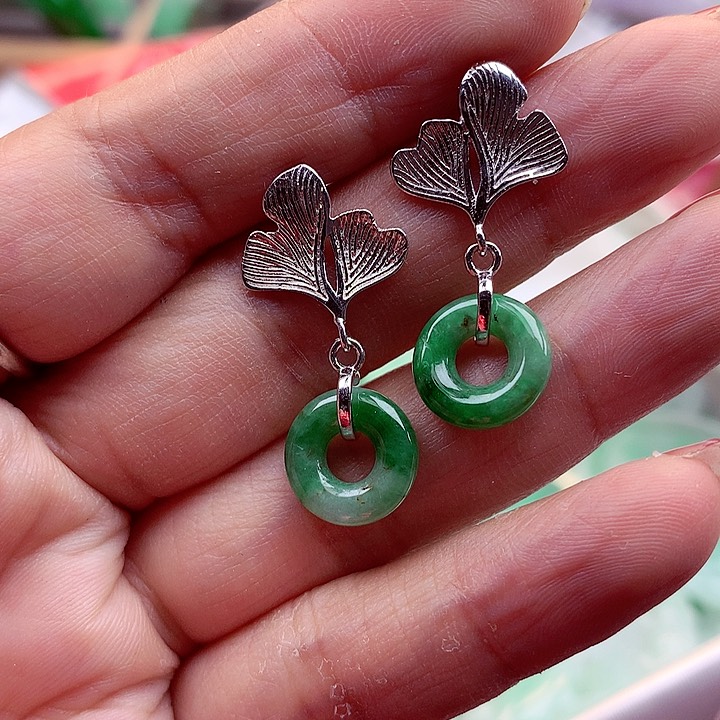 翡翠颈饰银S925镶嵌翡翠