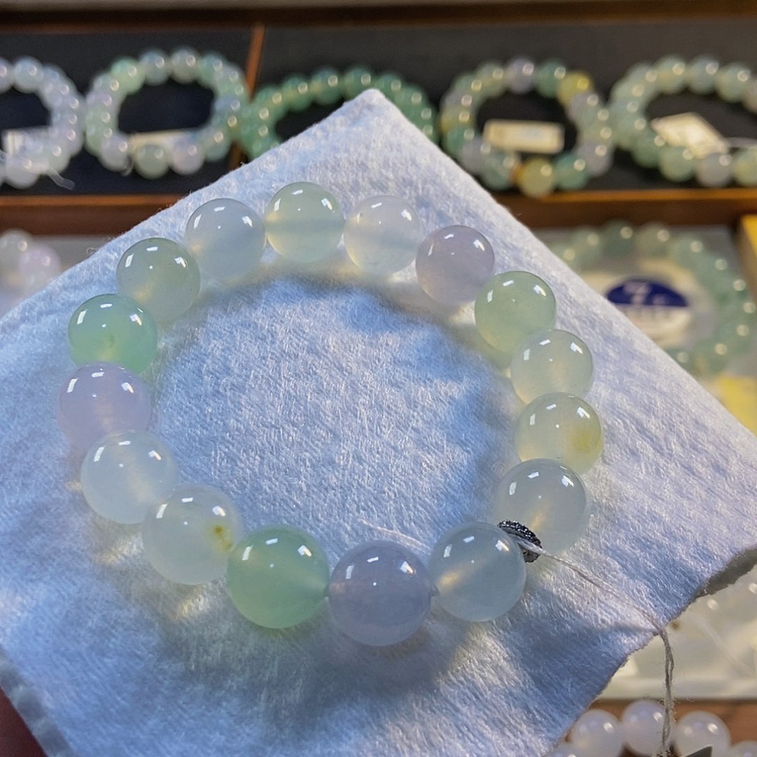 定制翡翠未镶嵌翡翠手串卡11.8