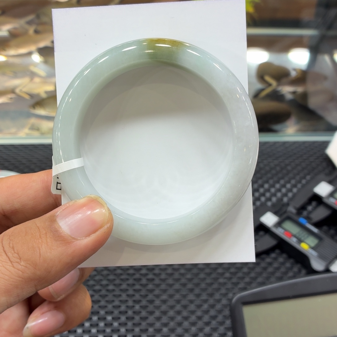 翡翠未镶嵌手镯手镯