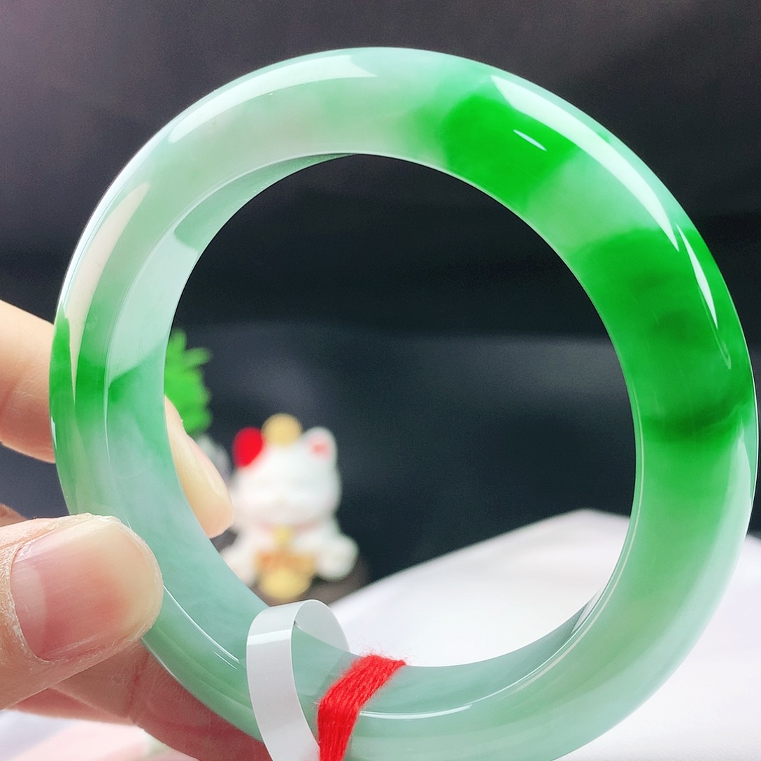 未镶嵌手镯翡翠54+轮胎